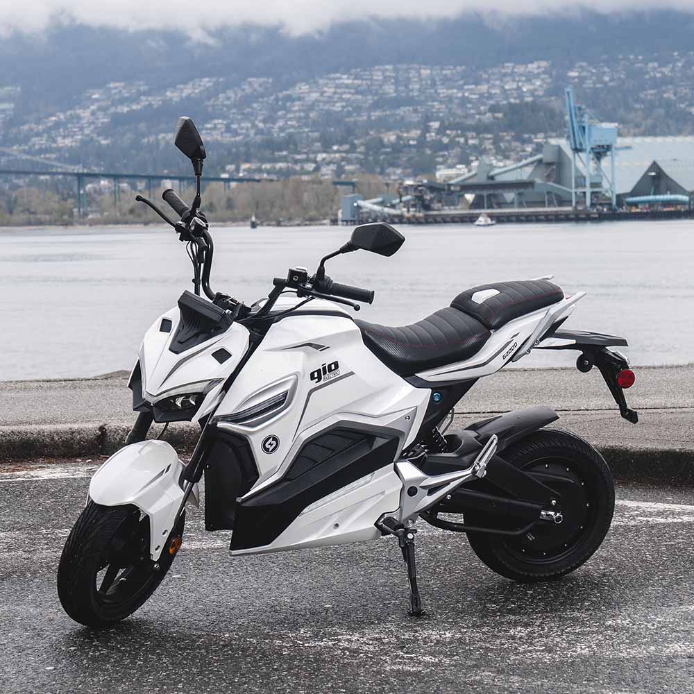 Gio S2000 72 Volt 2000 Watt Electric Limited Speed Motorcycle2